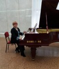 Rencontre Femme : Svetlana, 70 ans à Russie  Ростов-на-Дону